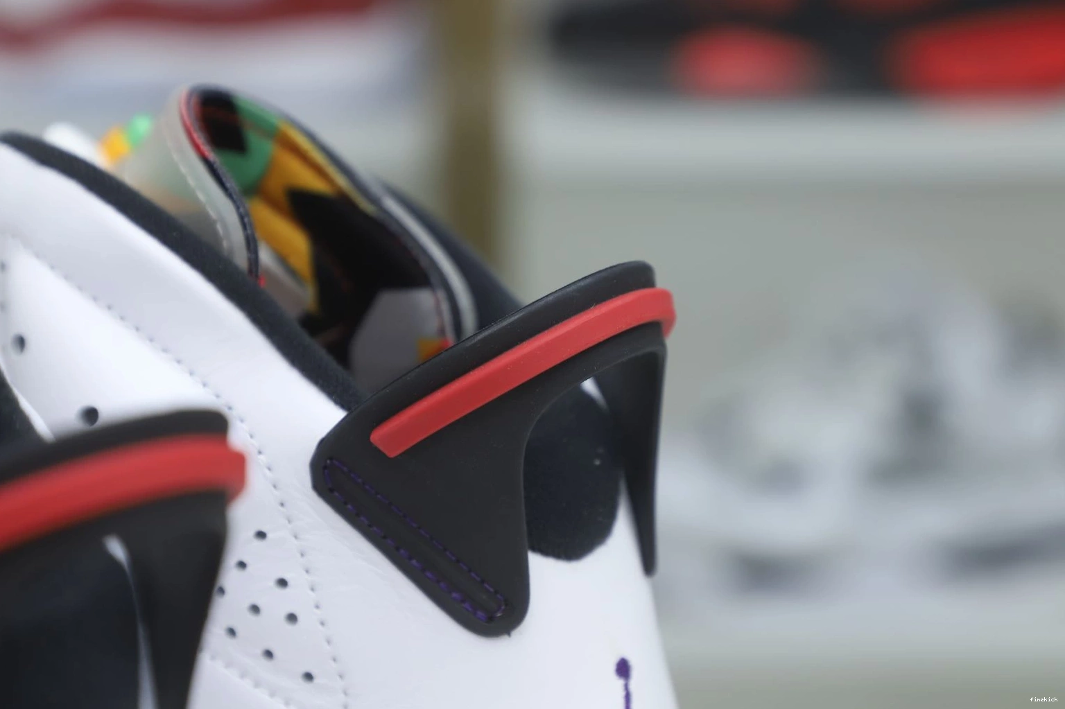 NEUTRAL GREY JORDAN RETRO 6 AIR 1030